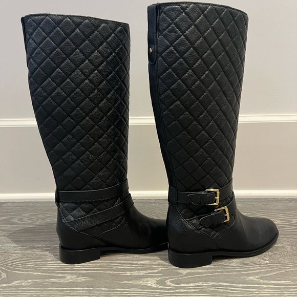 NWOT Kate Spade Sutton Quilted Riding Pull On Boots. Black/gold buckles 6 1/2 - Picture 3 of 10